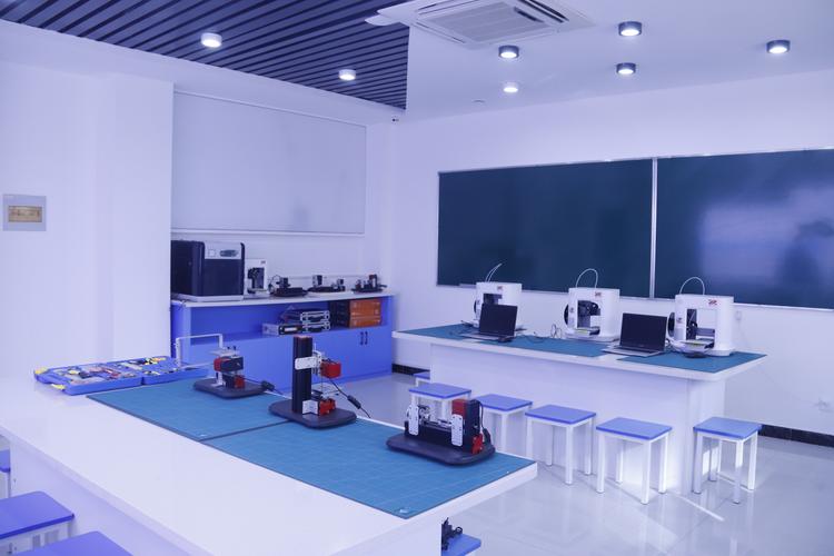 中牟县晨阳路学校